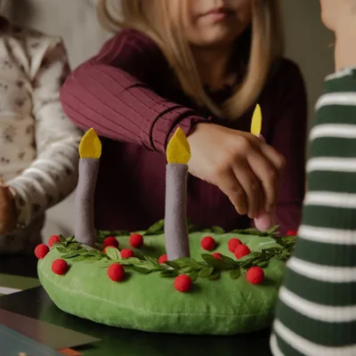 Advent Plush Candle Wreath